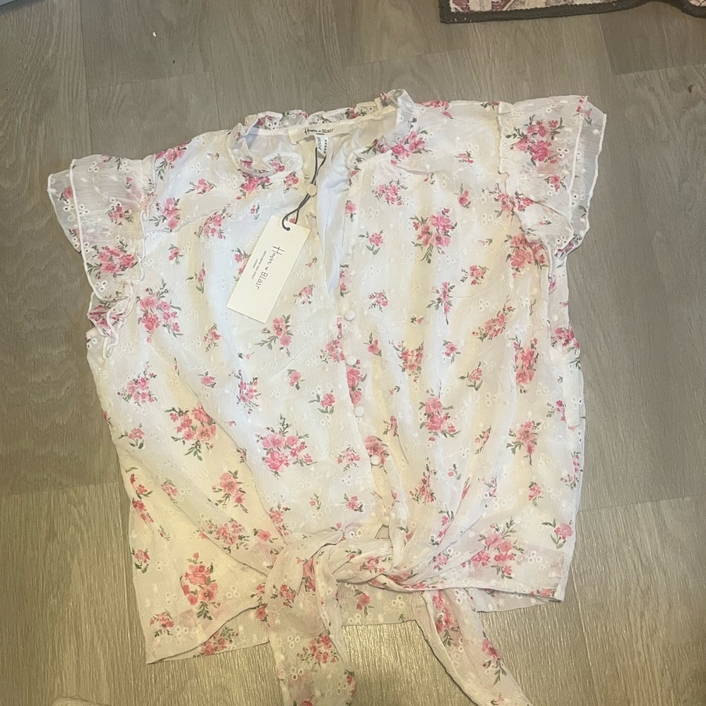 Floral‎ Tie-Front Blouse in Pink